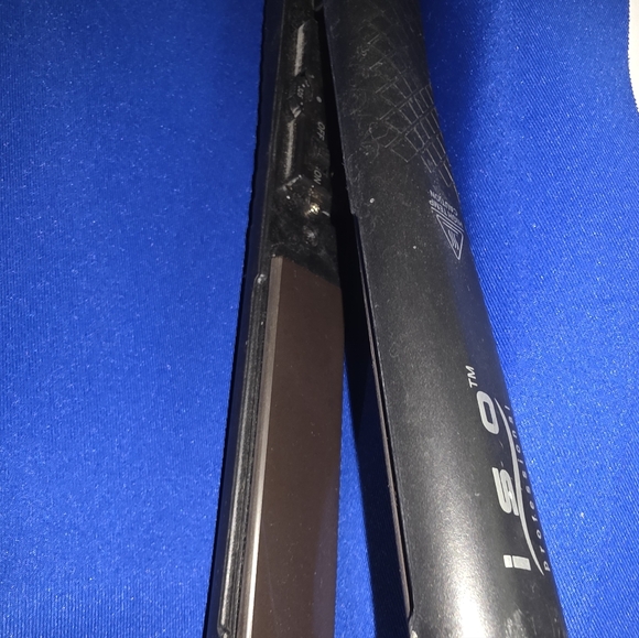 NIB ISO Professional Super Spectrum Pro Ceramic Ionic Hair Straightener - Black - Picture 7 of 12